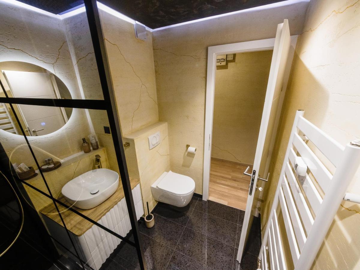 Apartman Stari Toranj II Apartman Vukovár Kültér fotó